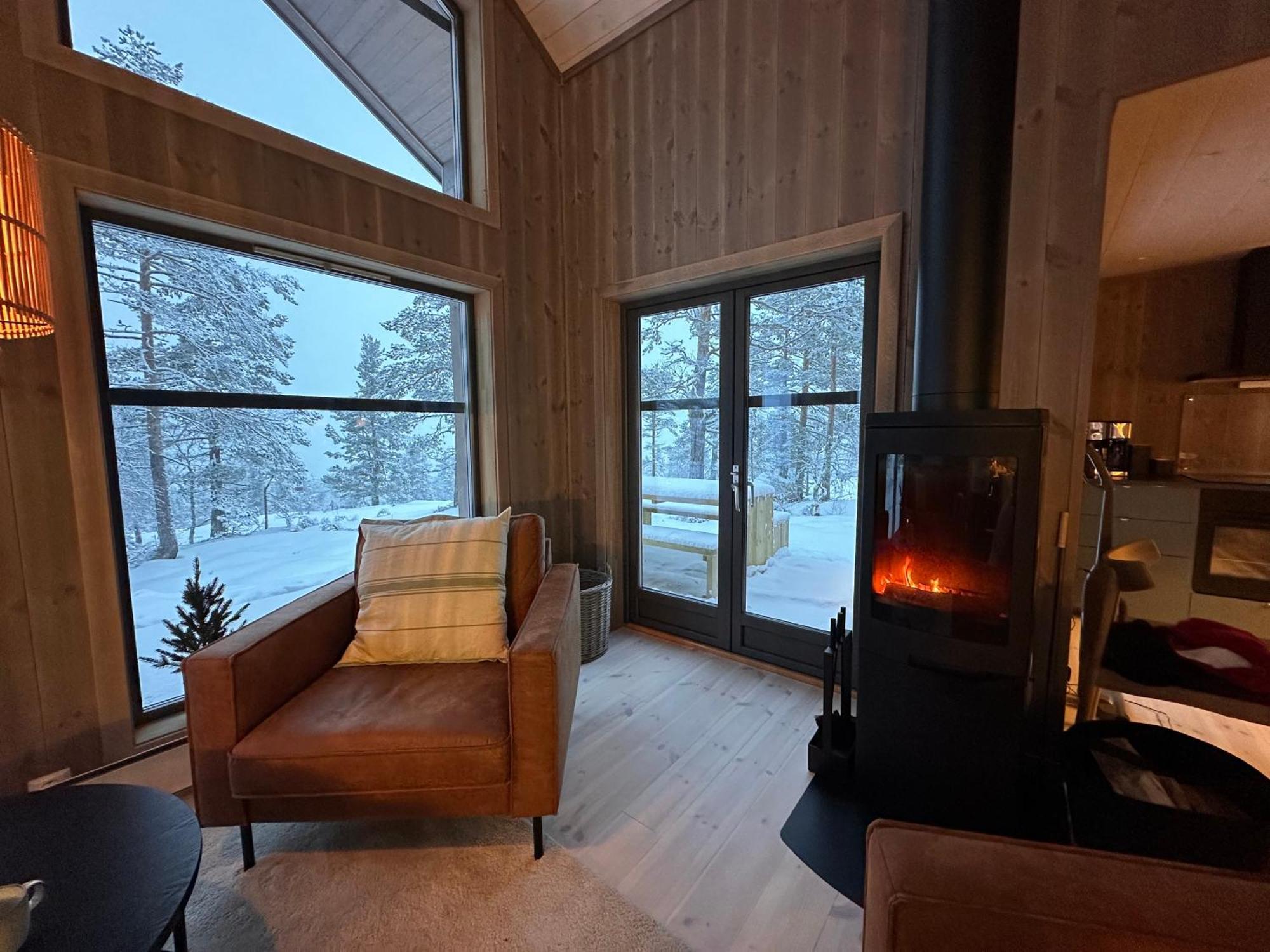 Modern Northern Lights Cabin Drangedal Екстериор снимка